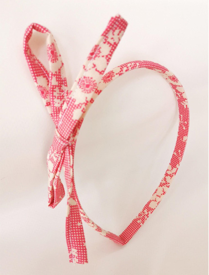 Diadema para niña con lazo floral Diadema para niña con lazo floral