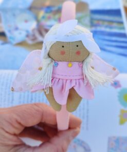 Diadema para niña vestida de hada rosa