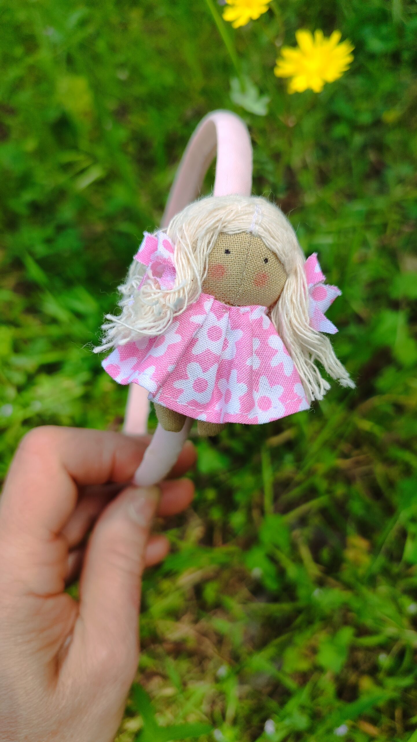 Diadema para niña vestida de margarita Diadema para niña vestida de margarita