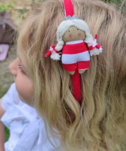 Diadema para niña vestida con mono rojo