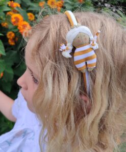 Diadema para niña vestida mono mostaza